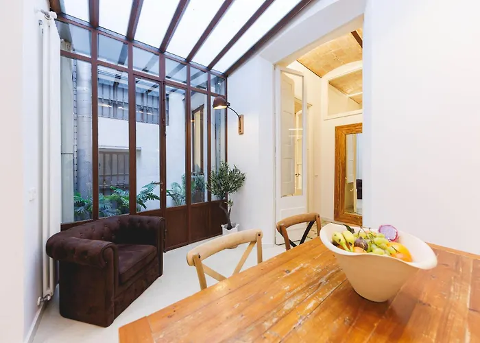 Bravissimo Mercaders 3, Old Town Oasis *