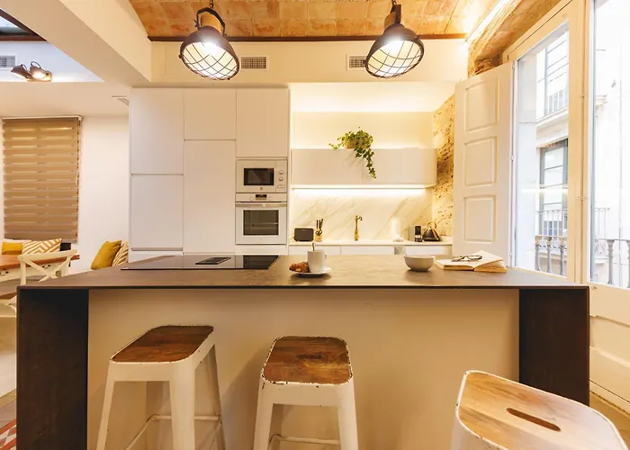 Bravissimo Mercaders 3, Old Town Oasis *