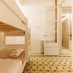 Bravissimo Mercaders 3, Old Town Oasis Apartment *
