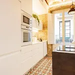 Apartment Bravissimo Mercaders 3, Old Town Oasis