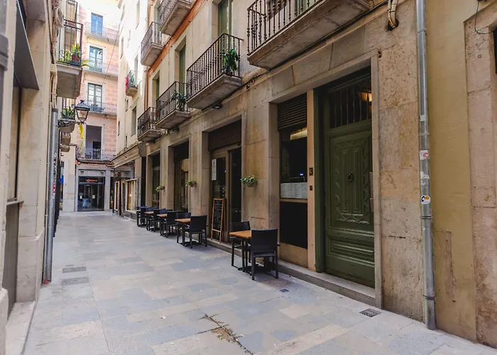 Bravissimo Mercaders 3, Old Town Oasis 公寓